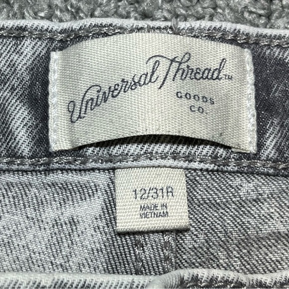 Universal Thread Vintage Straight Jeans Womens Size 12/25 Gray Denim Cropped - Picture 7 of 11